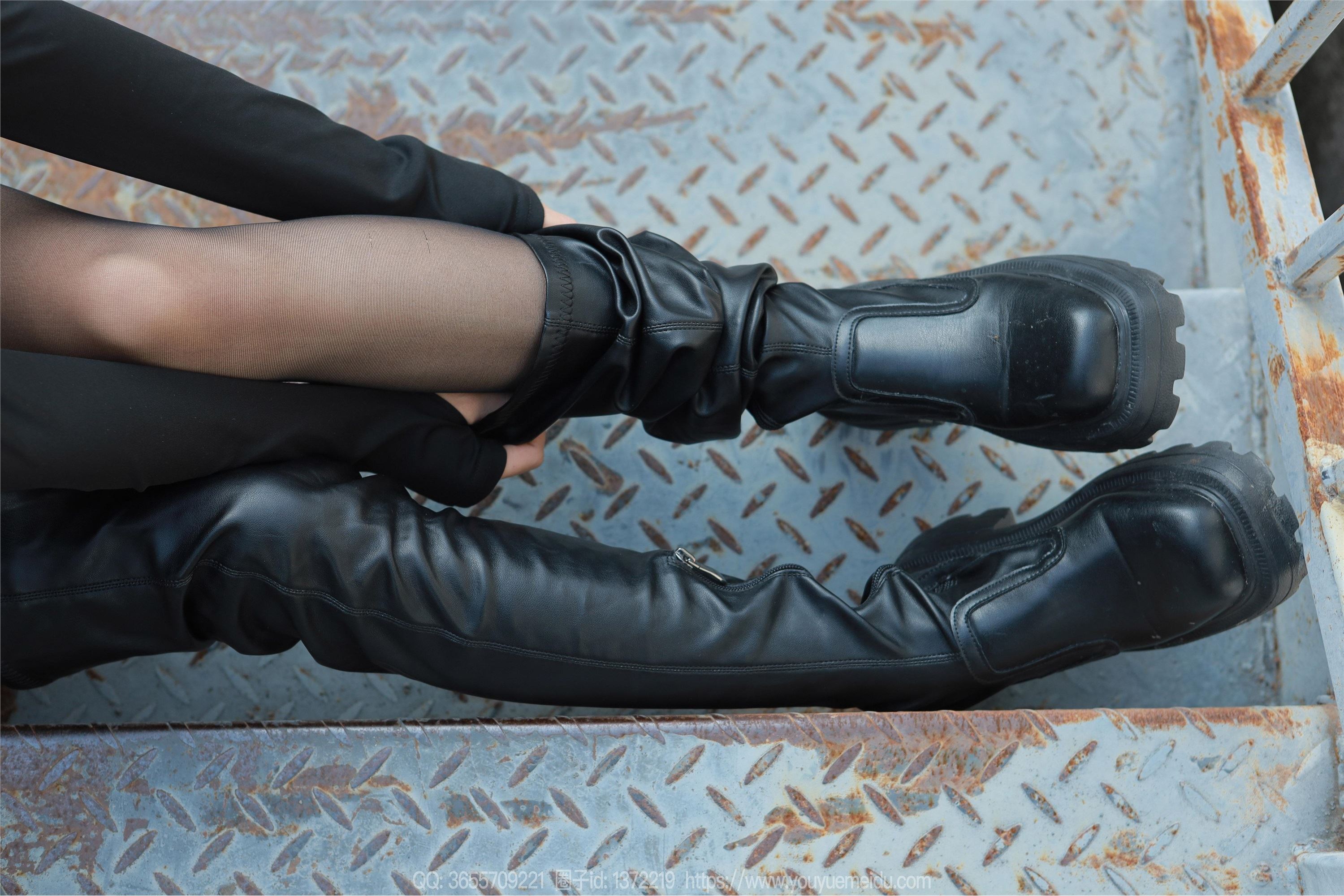 IESS异思趣向  2024.01.10 丝享家 1634 兔兔《黑斯长靴》